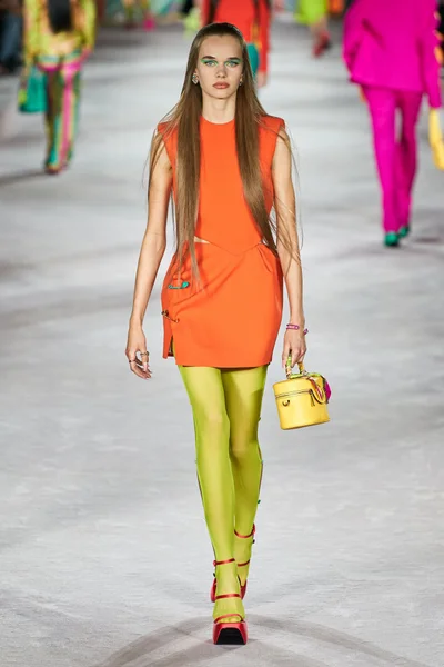 Look 51